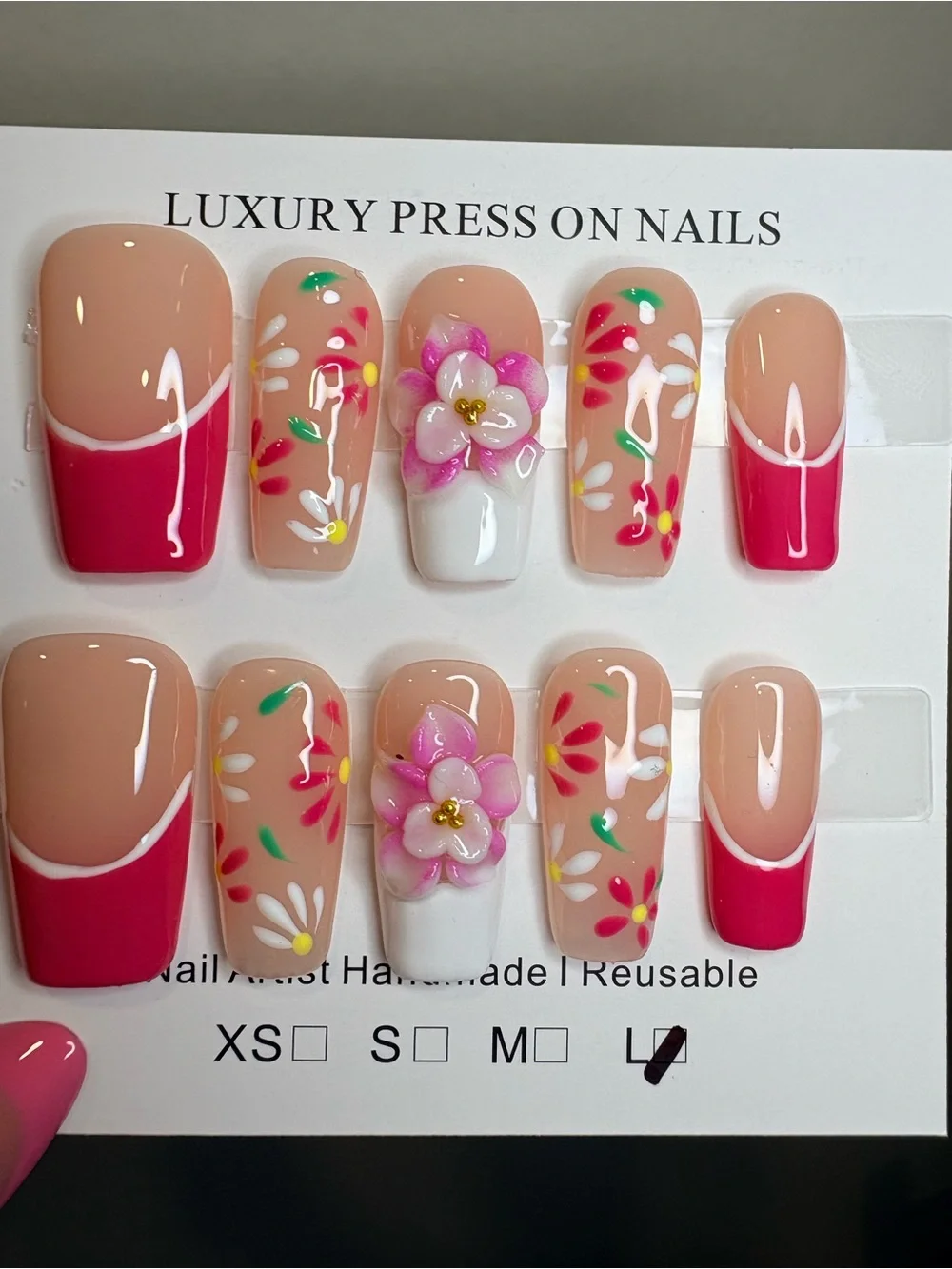 Handmade Floral Pink Press-On Nail Set
